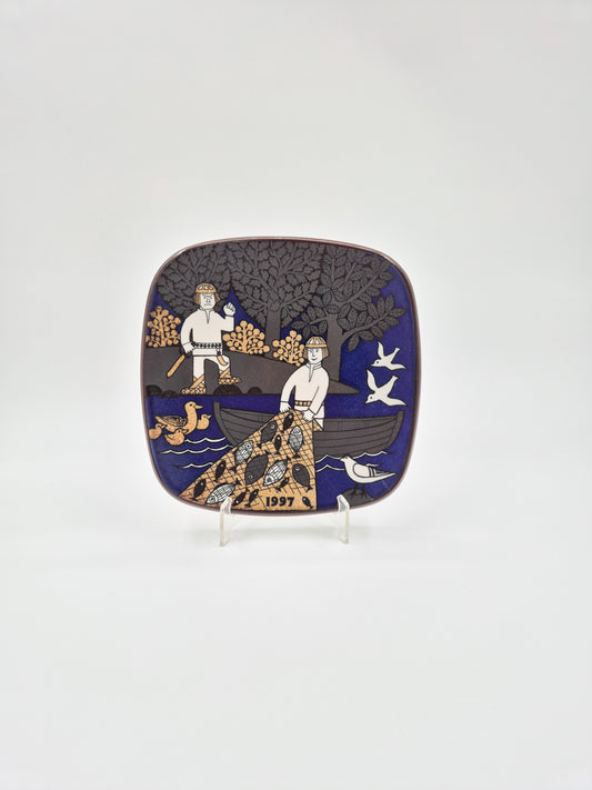 Arabia Kalevala Annual Wall Plate 1997