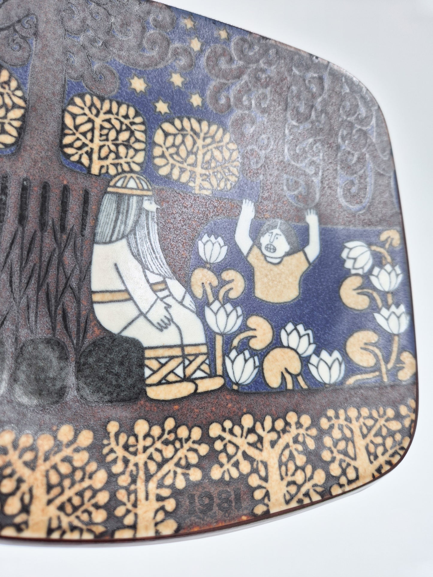 Arabia Kalevala Annual Plate 1981