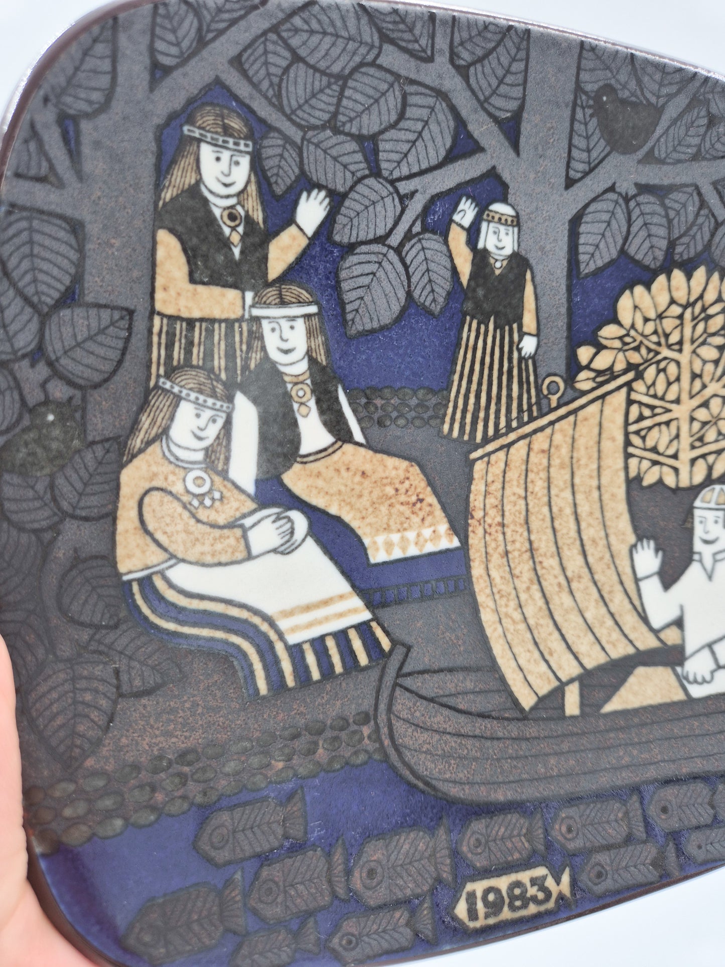 Arabia Kalevala Annual Plate 1983