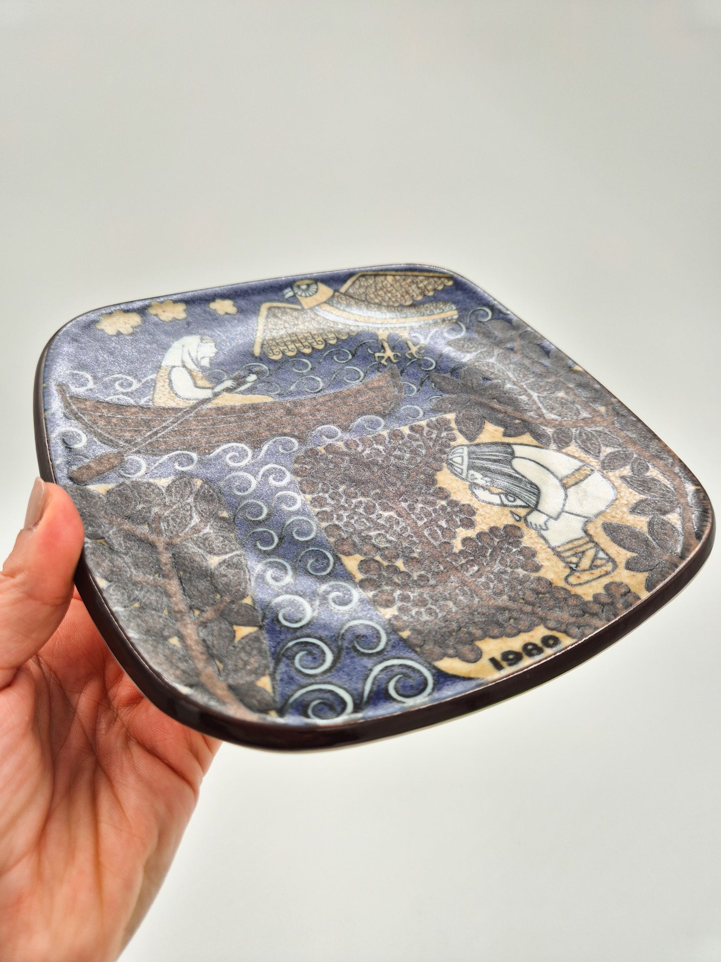 Arabia Kalevala Annual Plate 1980