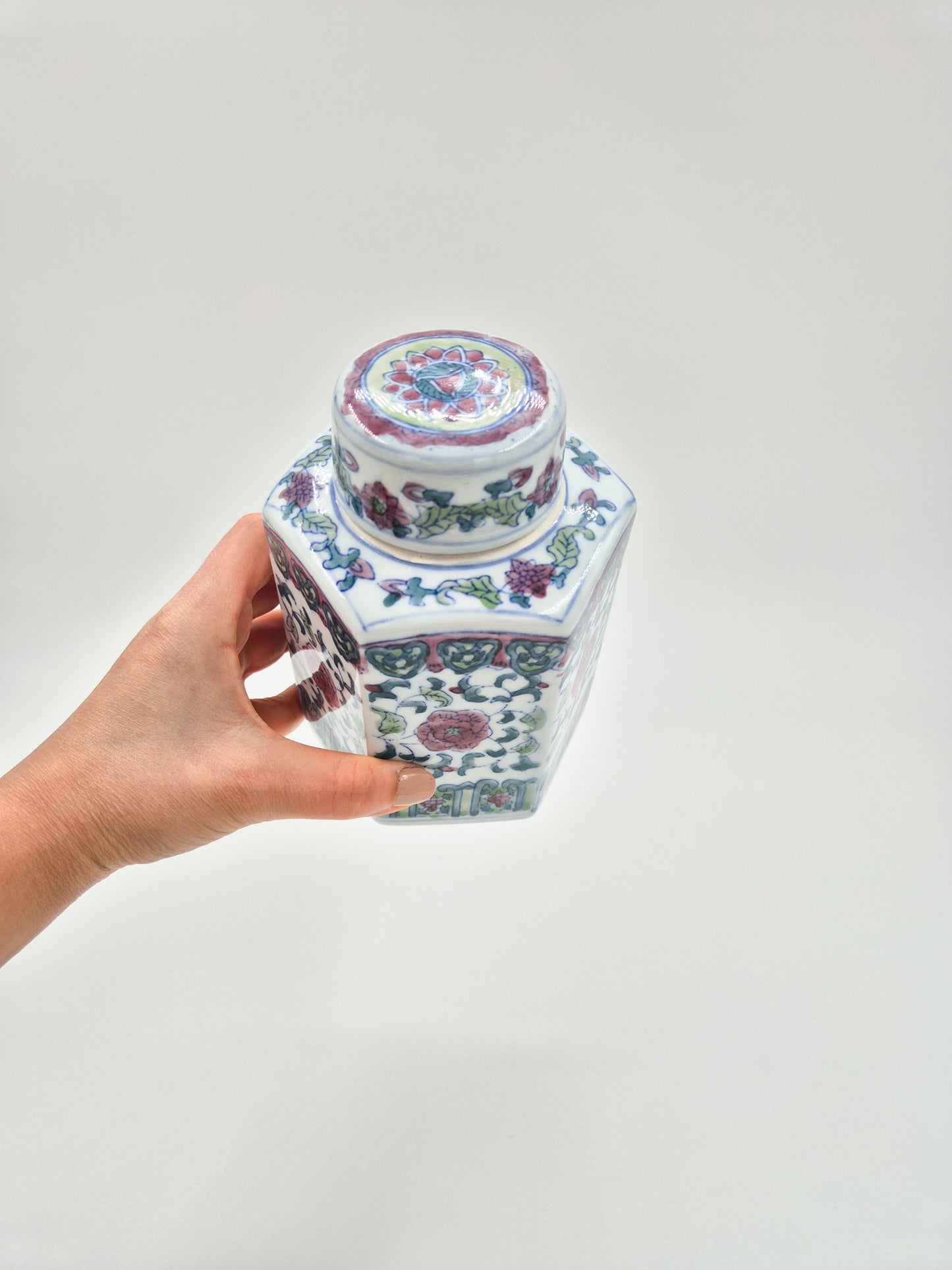 Vintage Chinese Porcelain Tea Jar with Lid