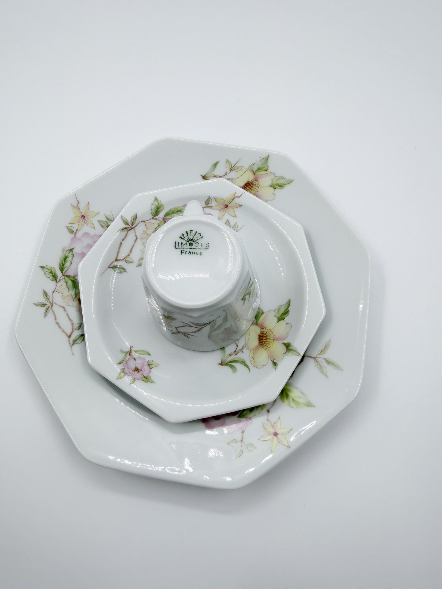 Limoges porseleinen koffiekopje, schoteltje en dessertbord