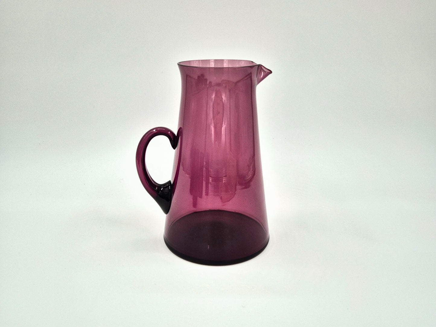 Kumela Purple Glass Jug – Vintage Finnish Glassware